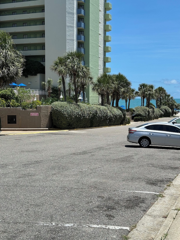 Capital O Sunset Waves Hotel Myrtle Beach Oceanfront 53/63