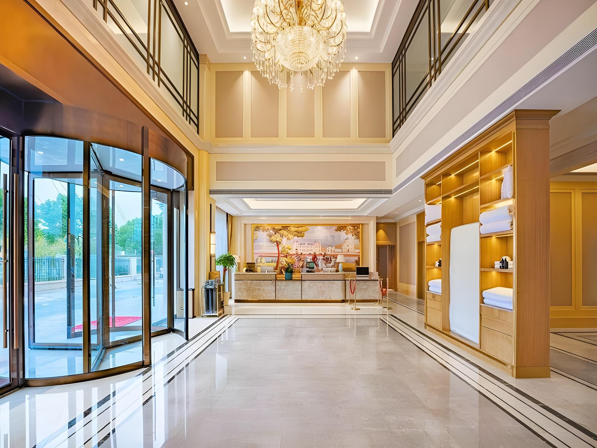 Vienna Hotel Shanghai Songjiang Film & TV Park 6/23