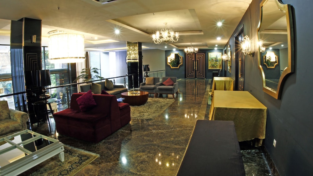 Amaroossa Cosmo Jakarta 27/50