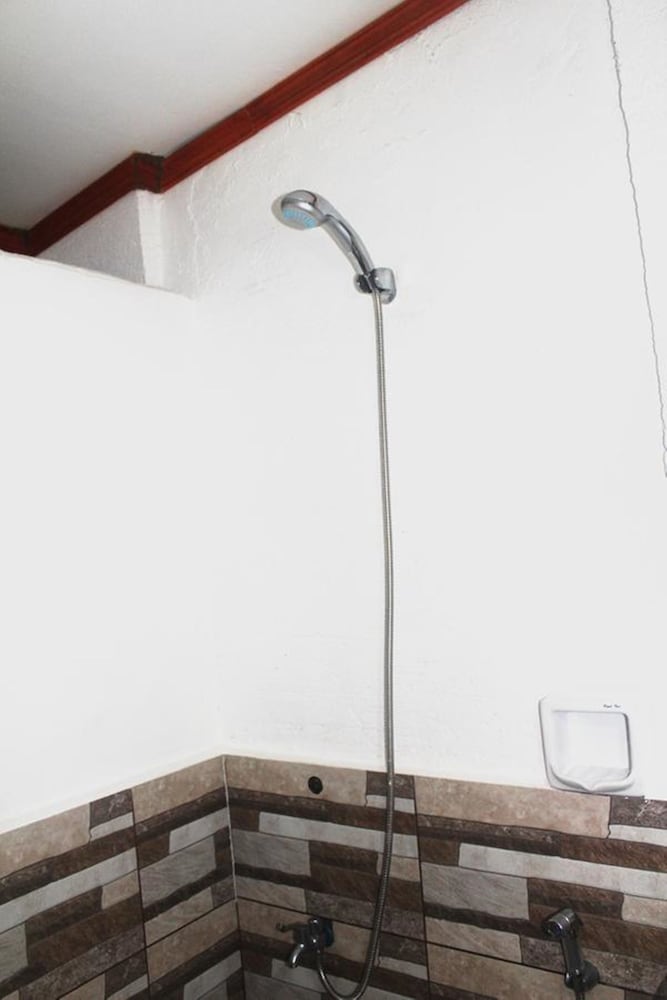 J's Backpackers Hostel 14/17