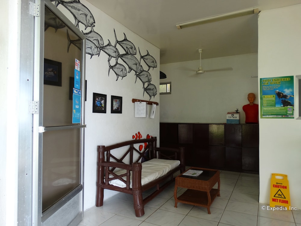 Blue Star Dive And Resort 9/50