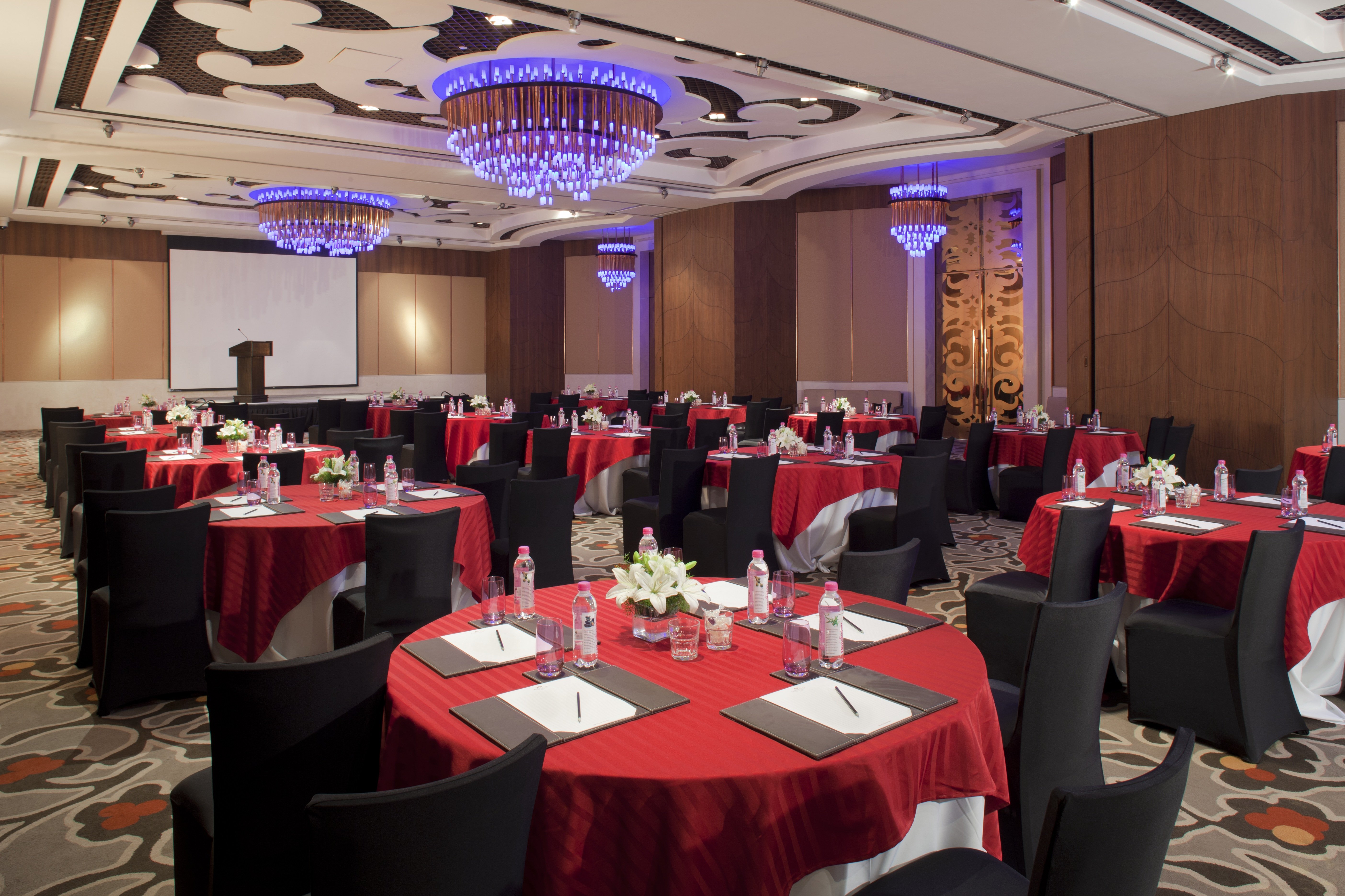 Crowne Plaza New Delhi Okhla 59/66