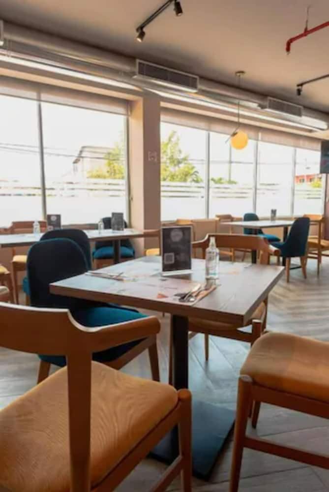 Hotel Puerto Pacifico Guayaquil Airport 28/50