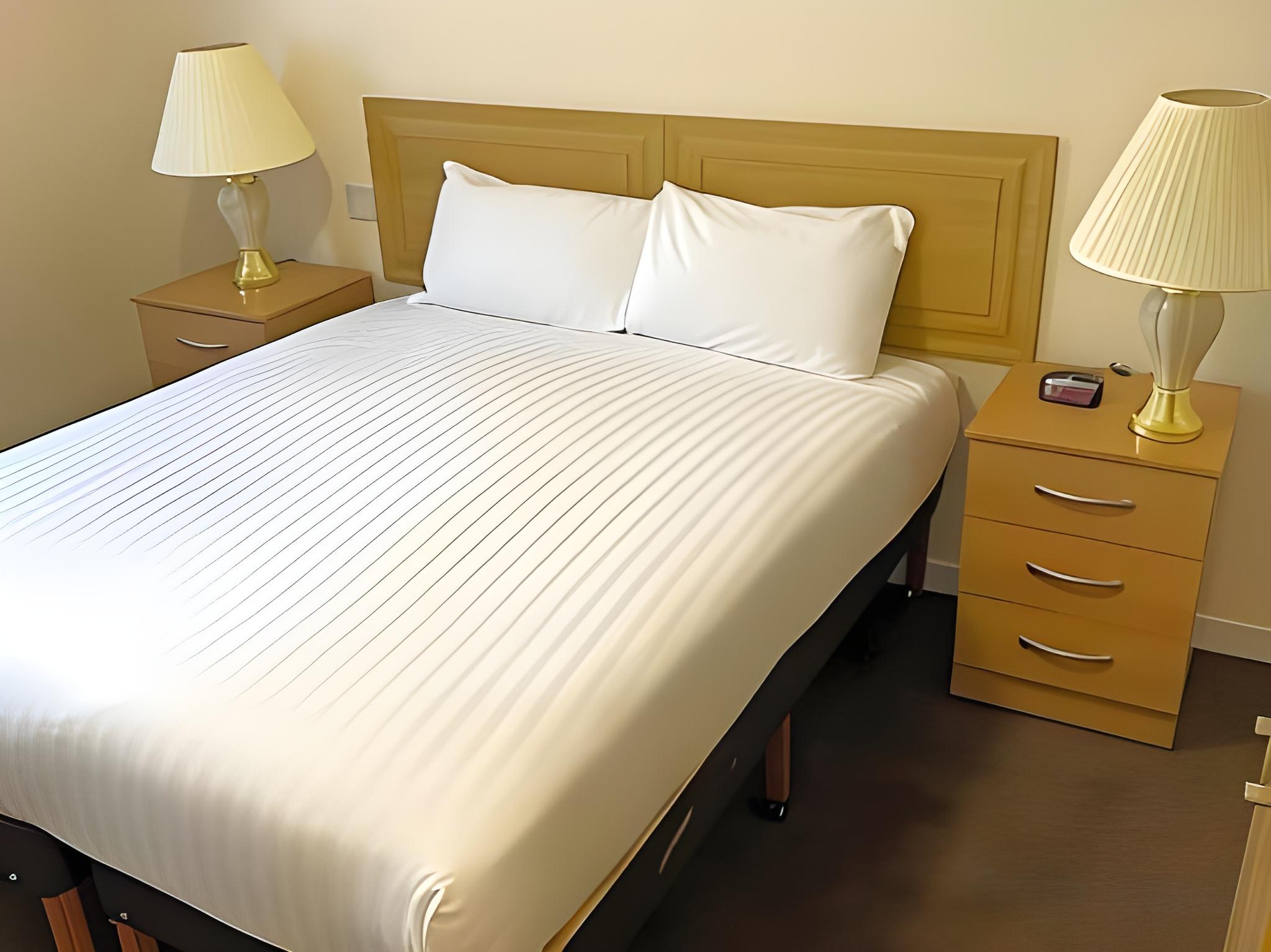 Room, Double Bed, No Window, Annex
