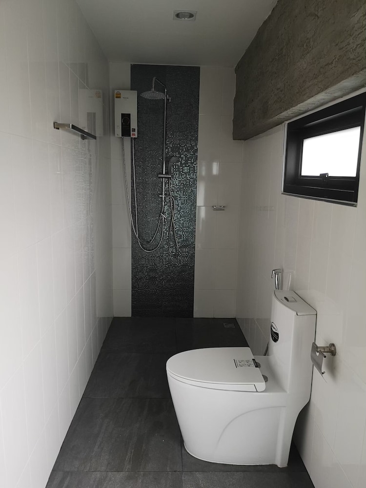 The Entaneer Poshtel - Hostel 40/42