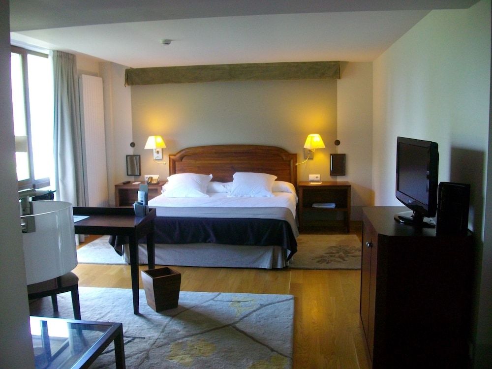 Parador De Argomaniz 19/60