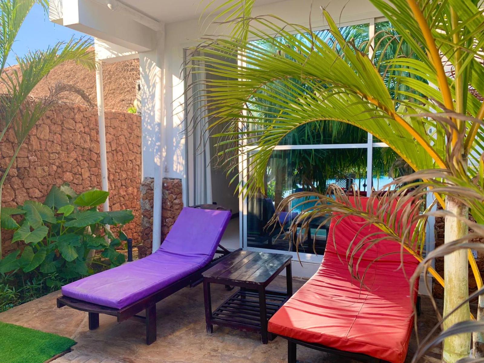 Varadero Zanzibar Hotel & Restaurant 26/46