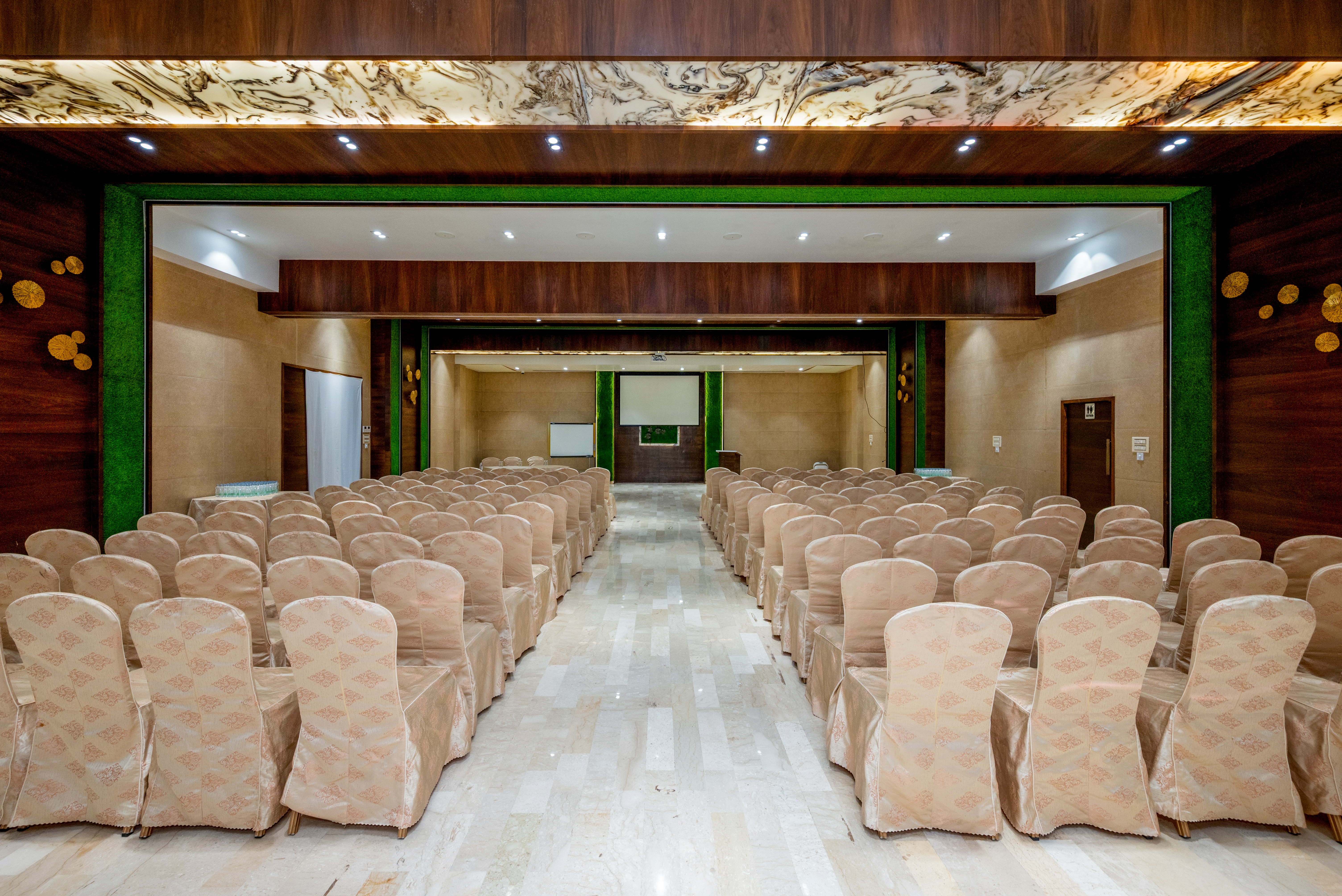 Orchid Hotel Panchgani 7/50