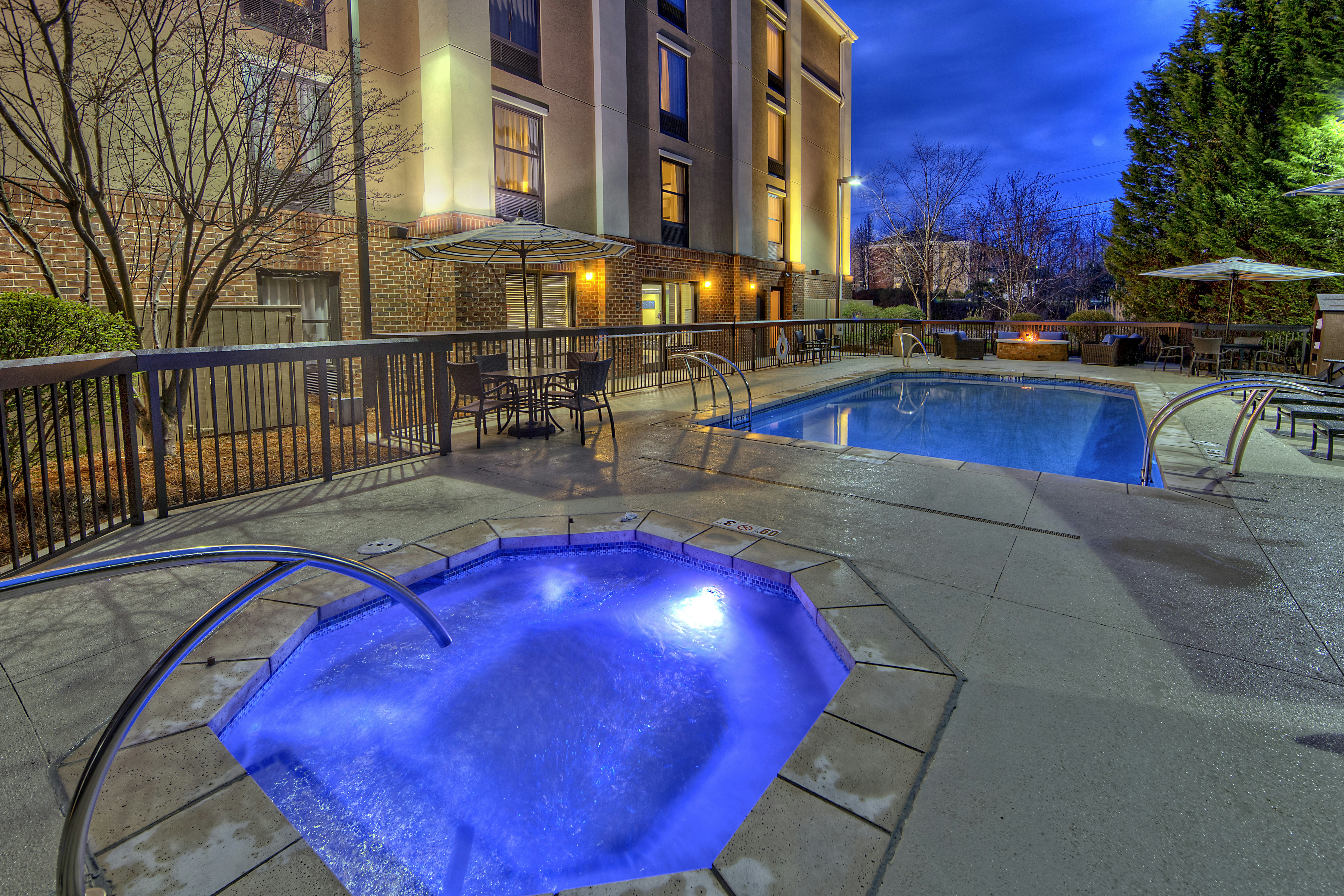 Hampton Inn Suites Asheville I 26 28/54