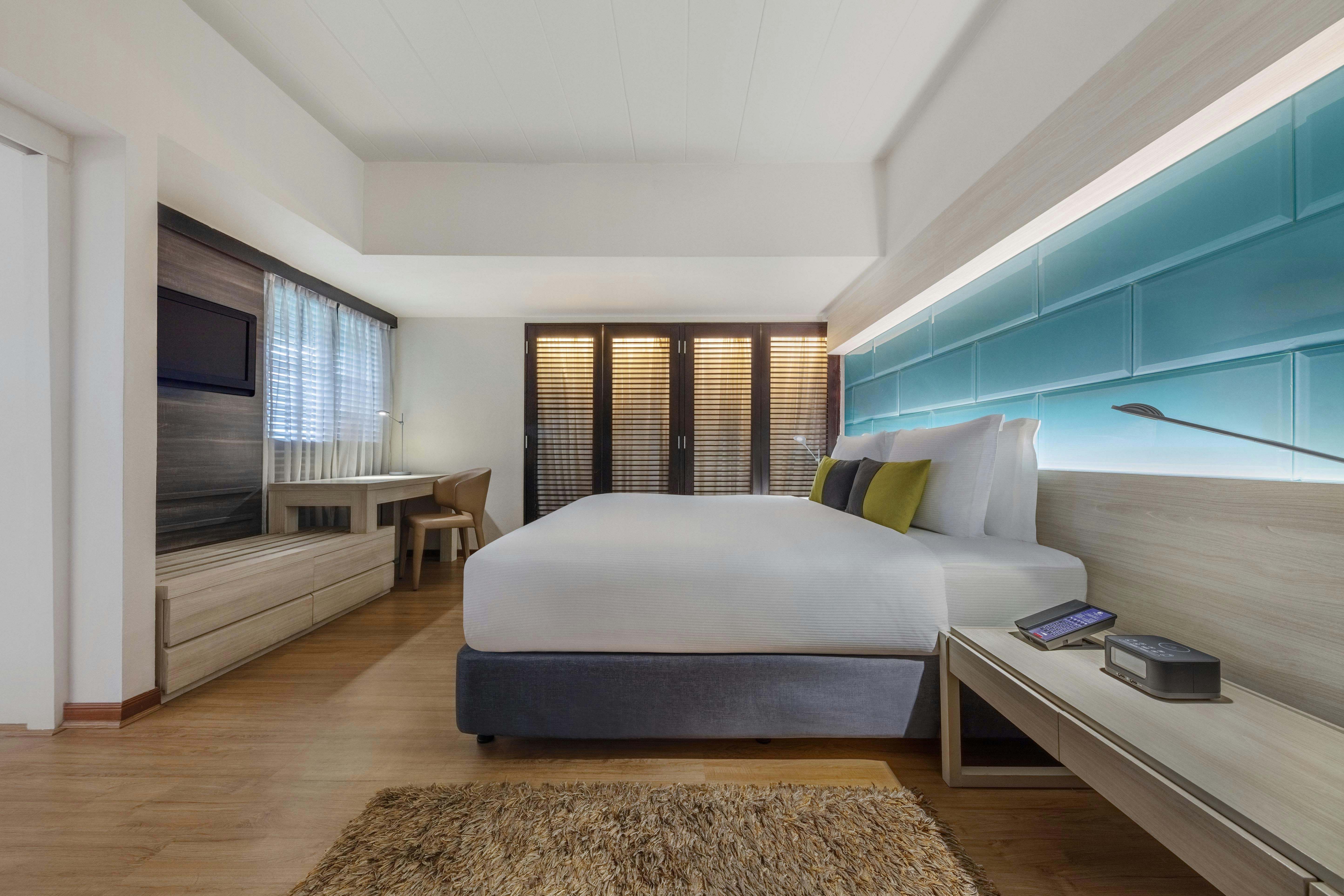 Deluxe, Suite, King Bed