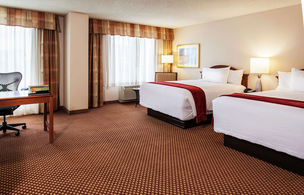 Hilton Garden Inn Denver Airport 22/53