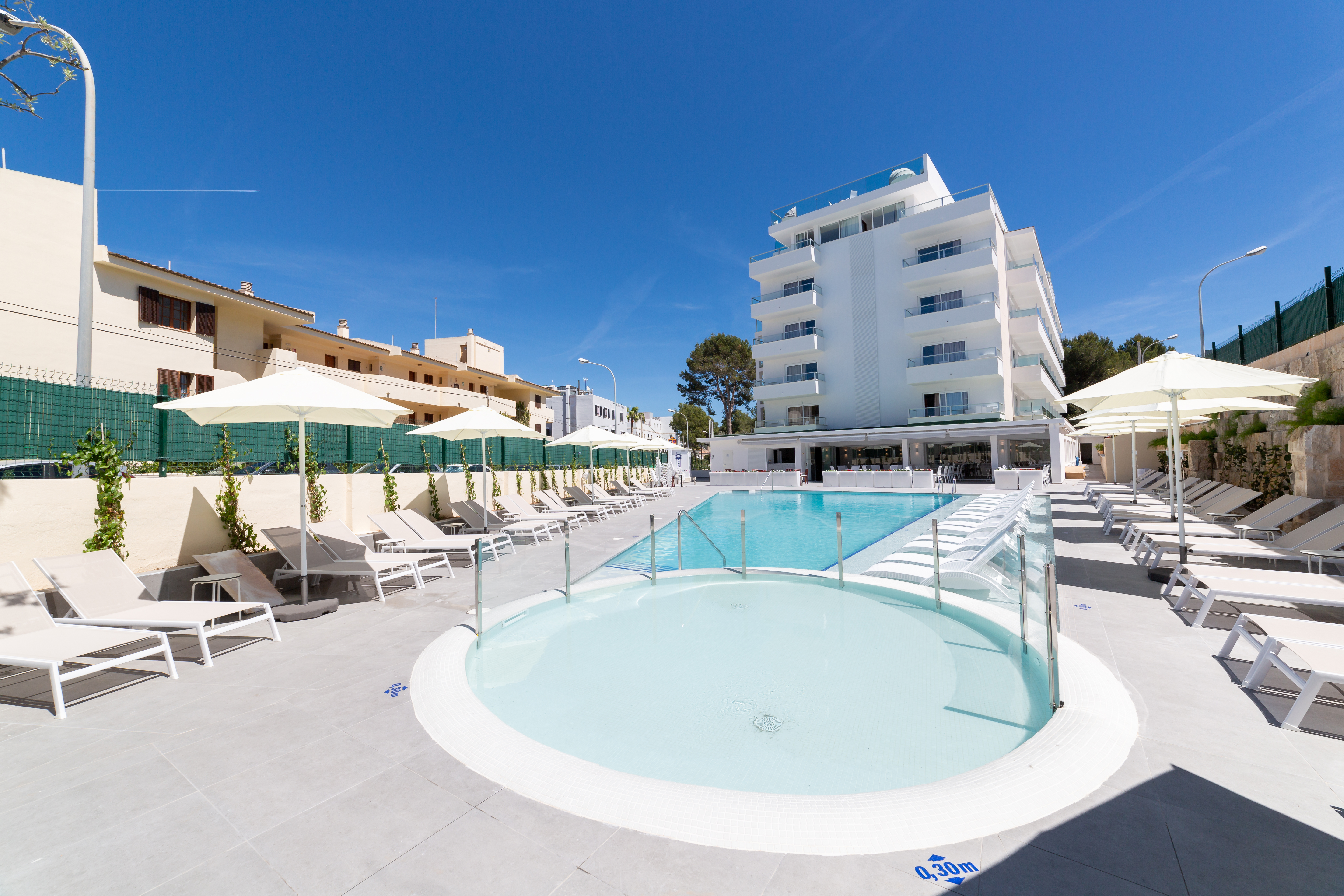 Sky Senses Hotel 46/50