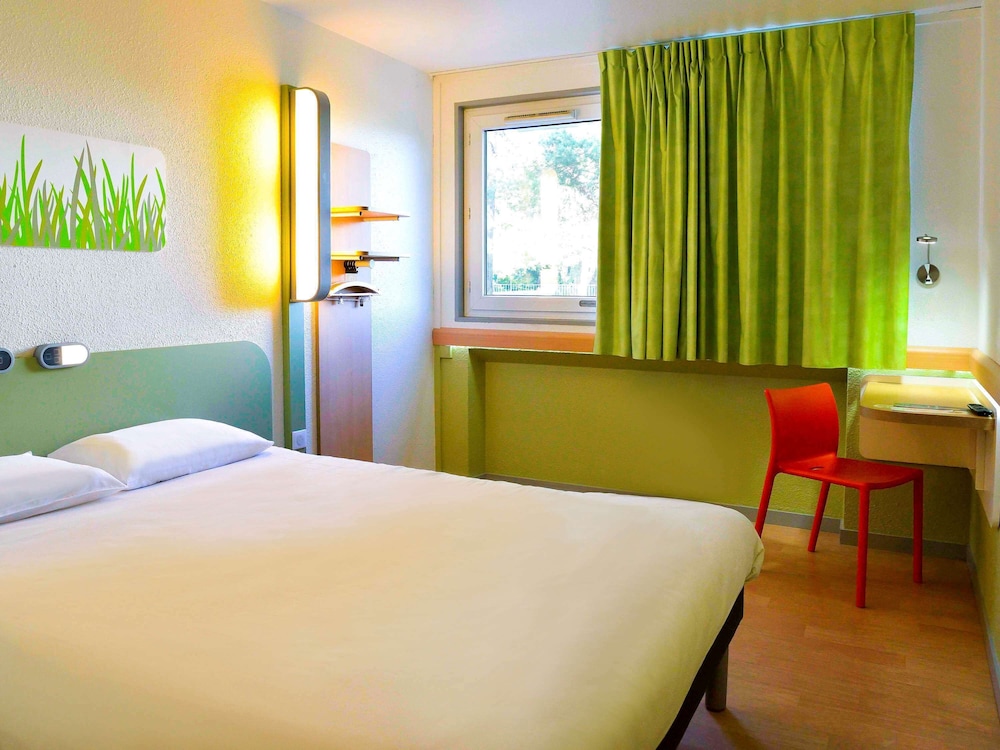 Ibis Budget Bordeaux Le Lac 33/52