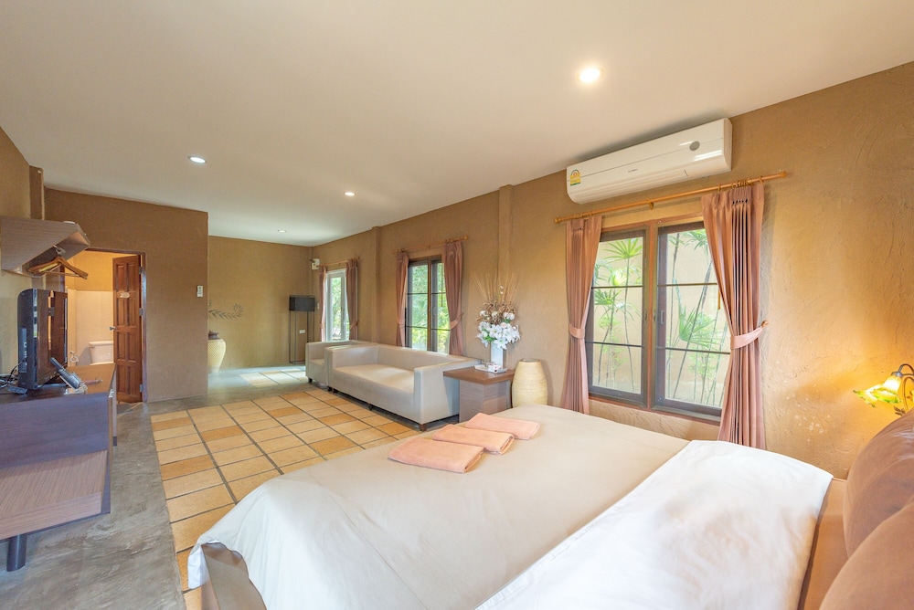 Muntra Garden Resort 10/47