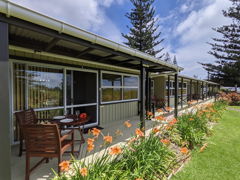 Cascade Garden Apartments 54/57