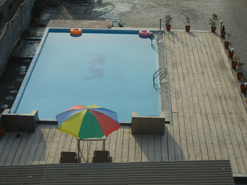 MATRIX INN SHIRDI