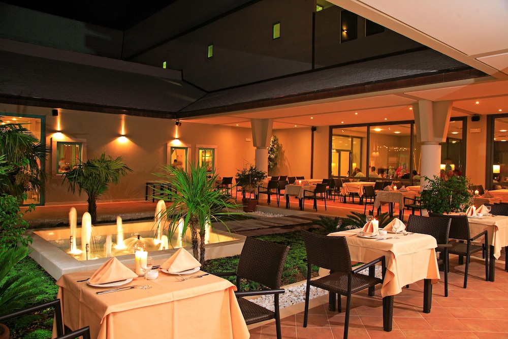 Bretanide Sport Wellness Resort 33/50