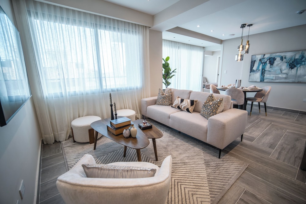 Aston Rubi City Suites 37/51