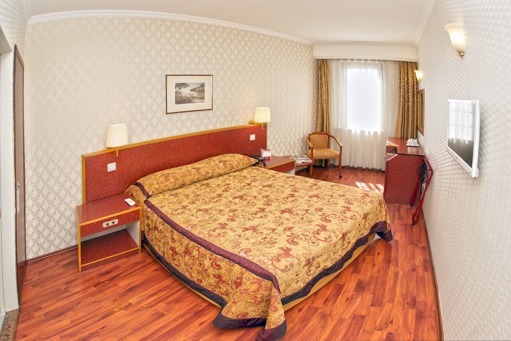 Hotel Orient Mintur 33/73