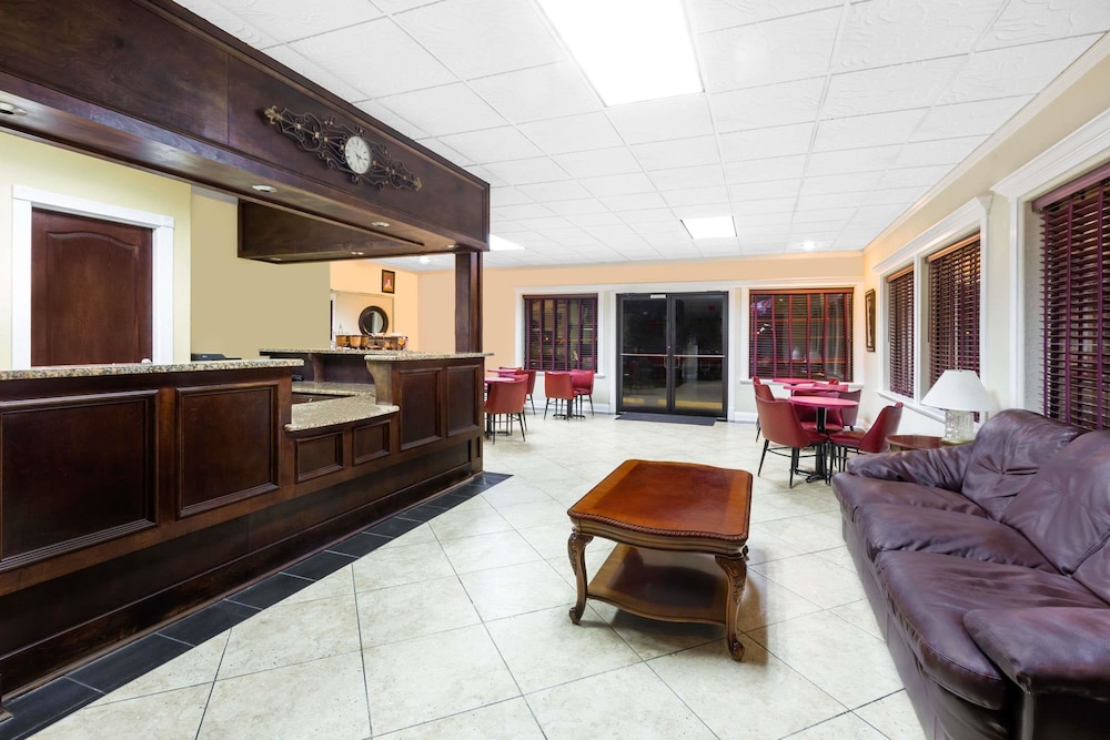 Travelodge By Wyndham Shreveport LA 6/20