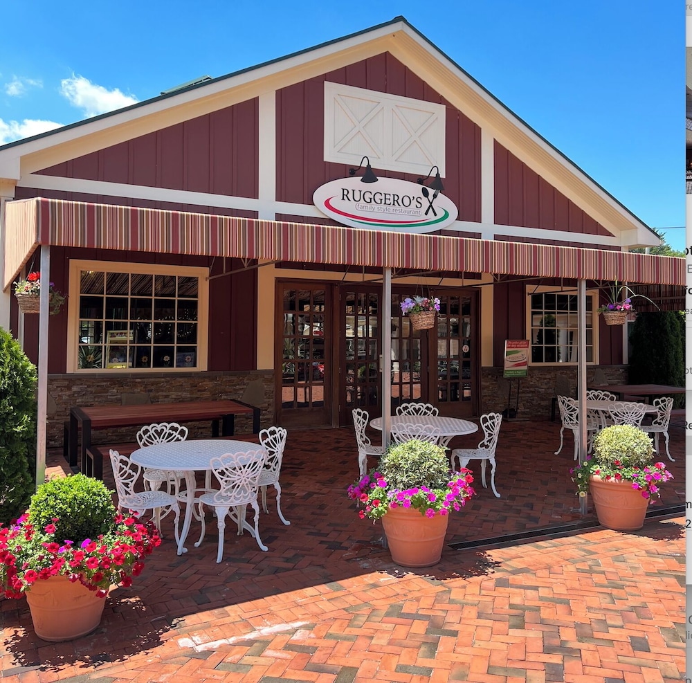 The Inn And Spa At East Wind 8/70