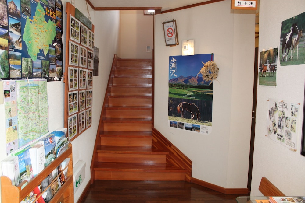 Pension Field 2/32