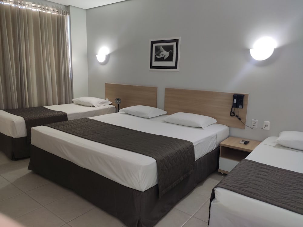 Igaras hotel 7/48
