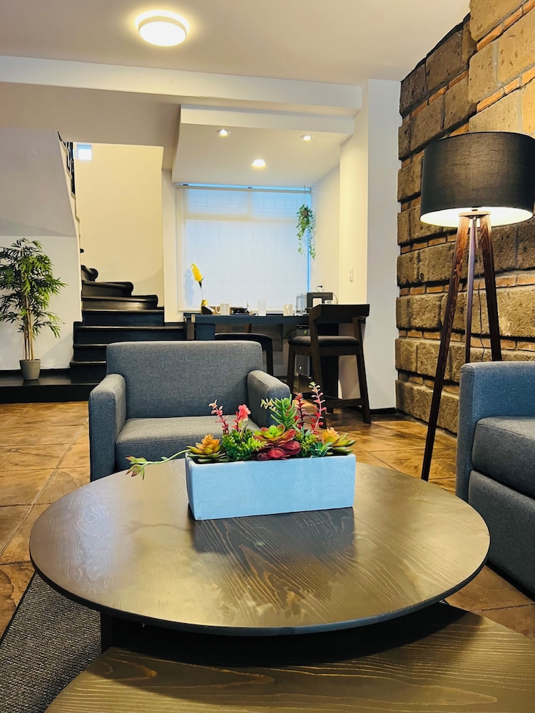 QA Hotel 29/50