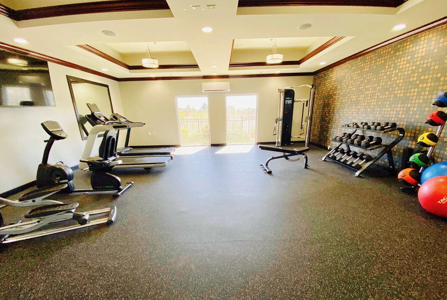 La Quinta Inn & Suites by Wyndham Tupelo 16/48