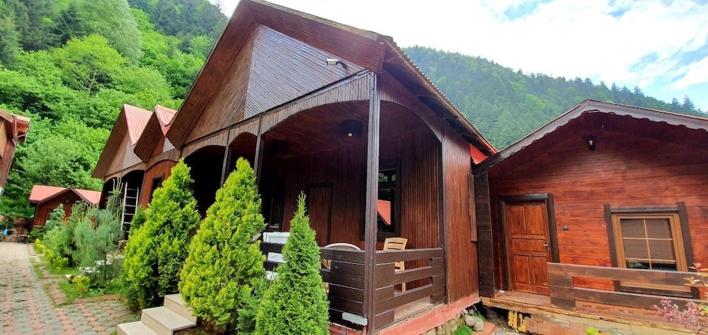 Akyuz Kardesler Hotel & Bungalow 6/74