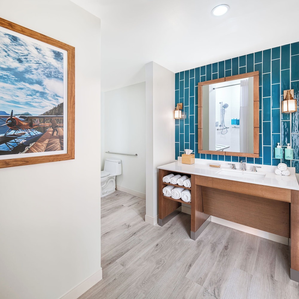Compass Hotel Flagler Beach 48/50