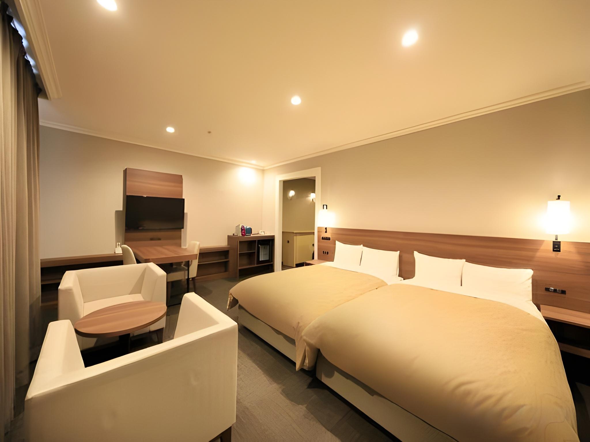 Hollywood, Twin Beds, Bathtub