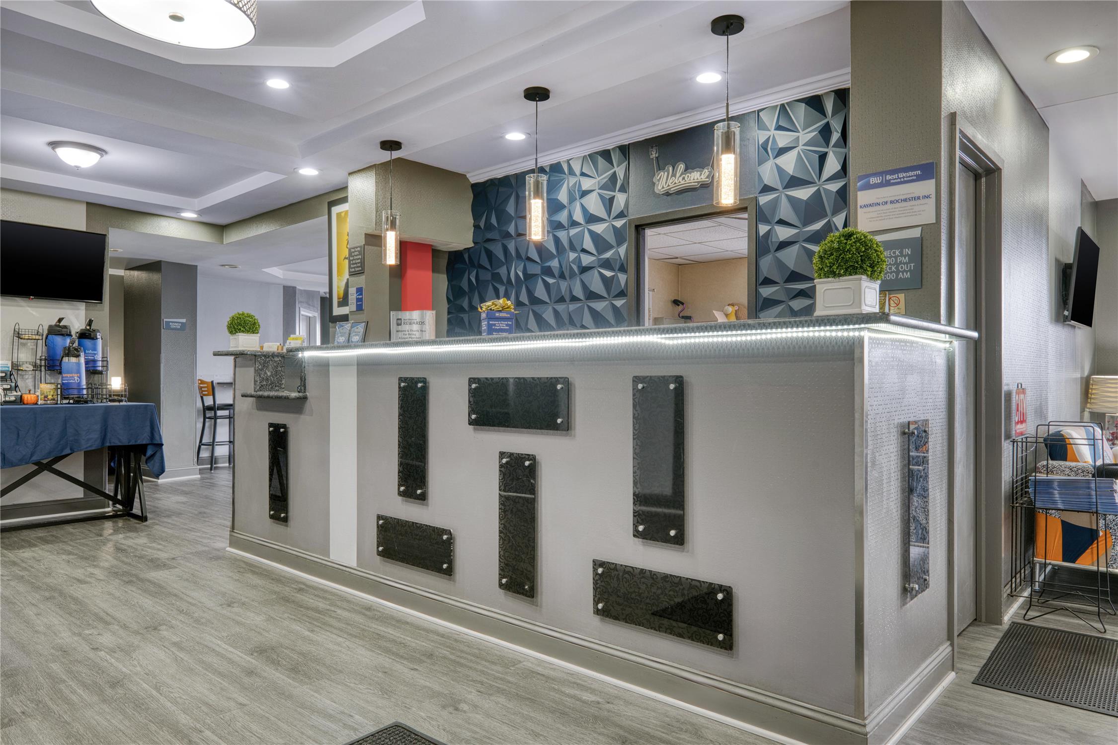Best Western The Inn At Rochester Airport 6/37