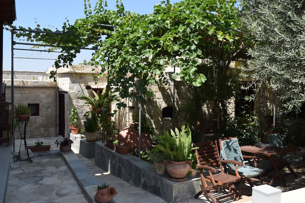 LASA HEIGHTS 45/47