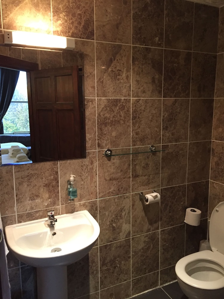Edinburgh House Hotel 44/50