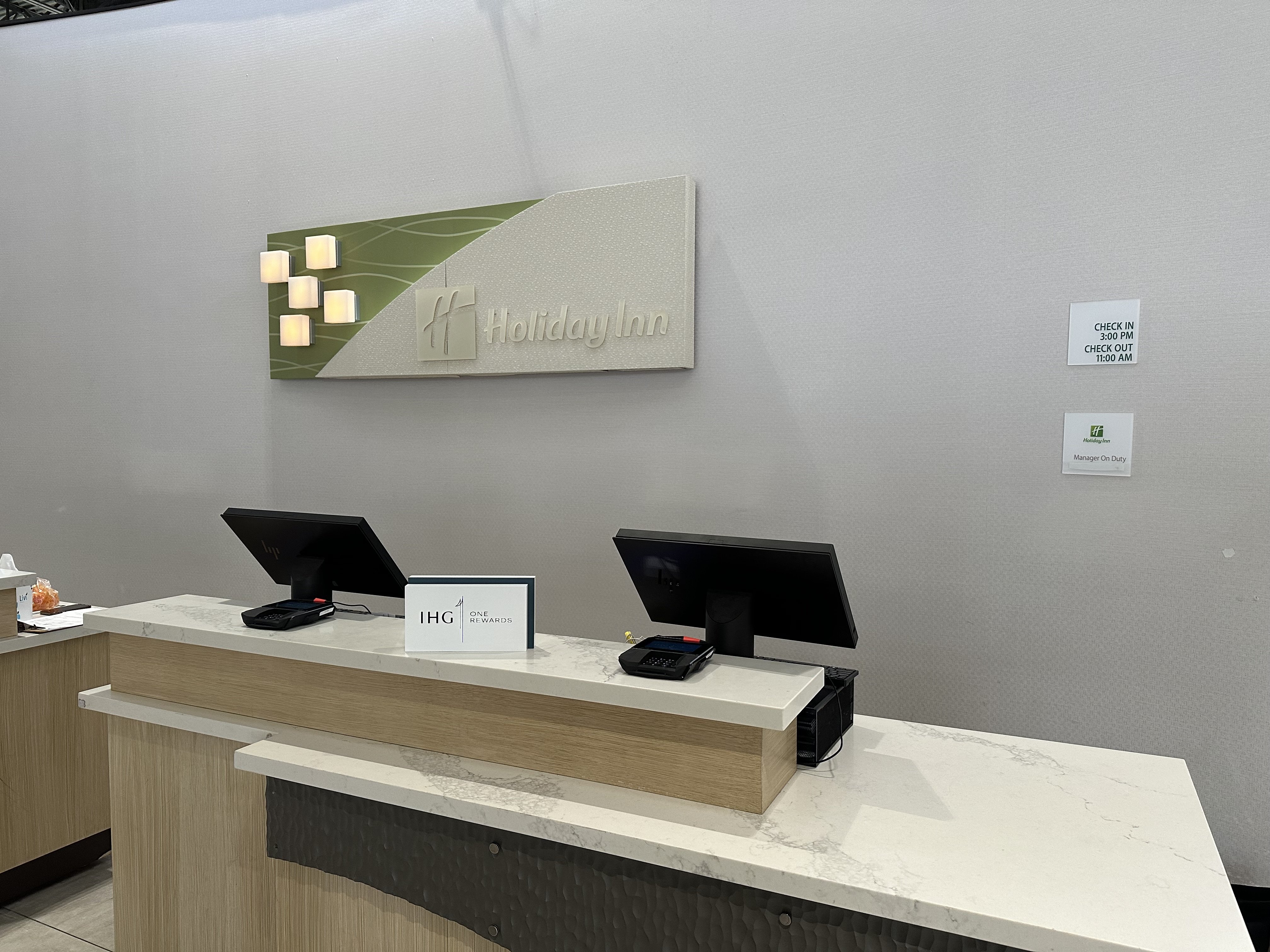Holiday Inn Orlando International Airport 7/72
