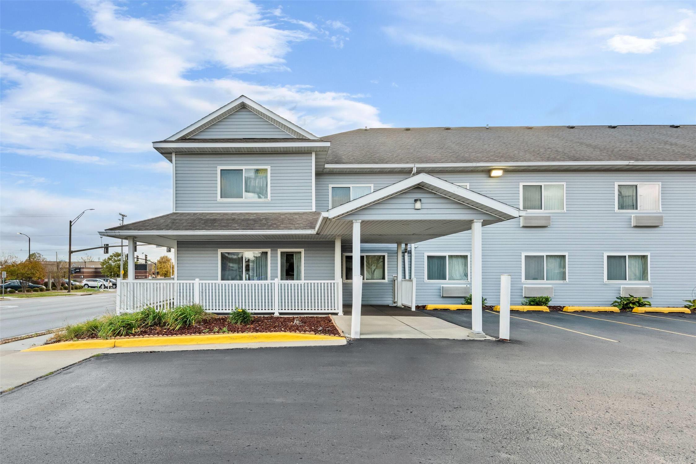 Days Inn by Wyndham Ames 29/33