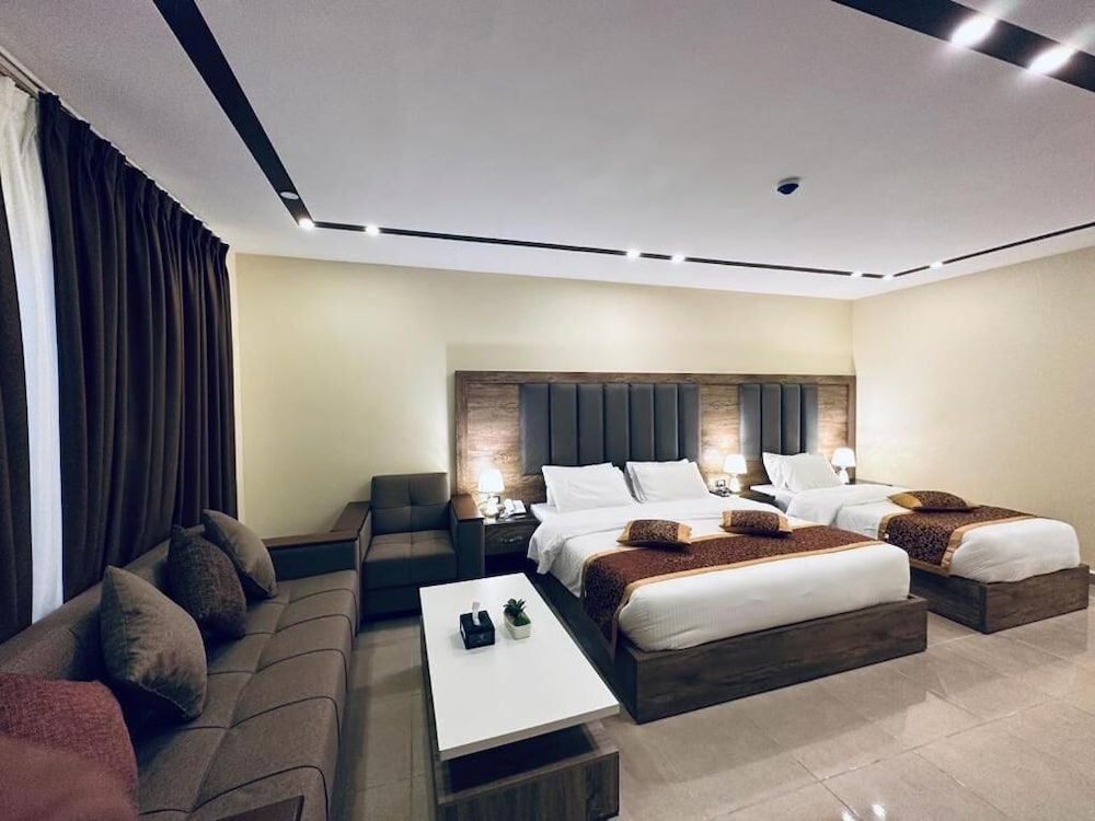 Shaqilath Hotel 5/47