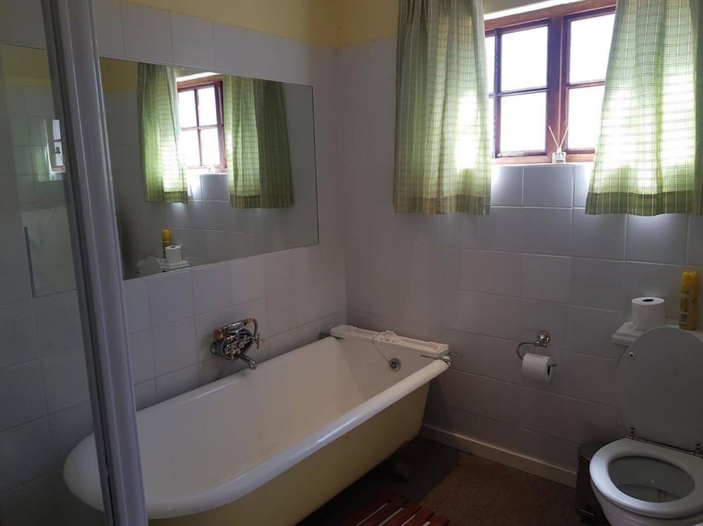 Springfontein Guest House 34/36