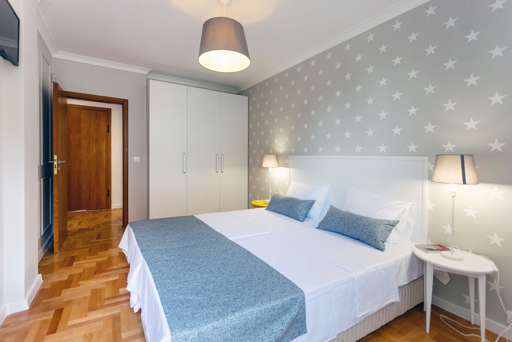 Dunav Apartment House 10/50