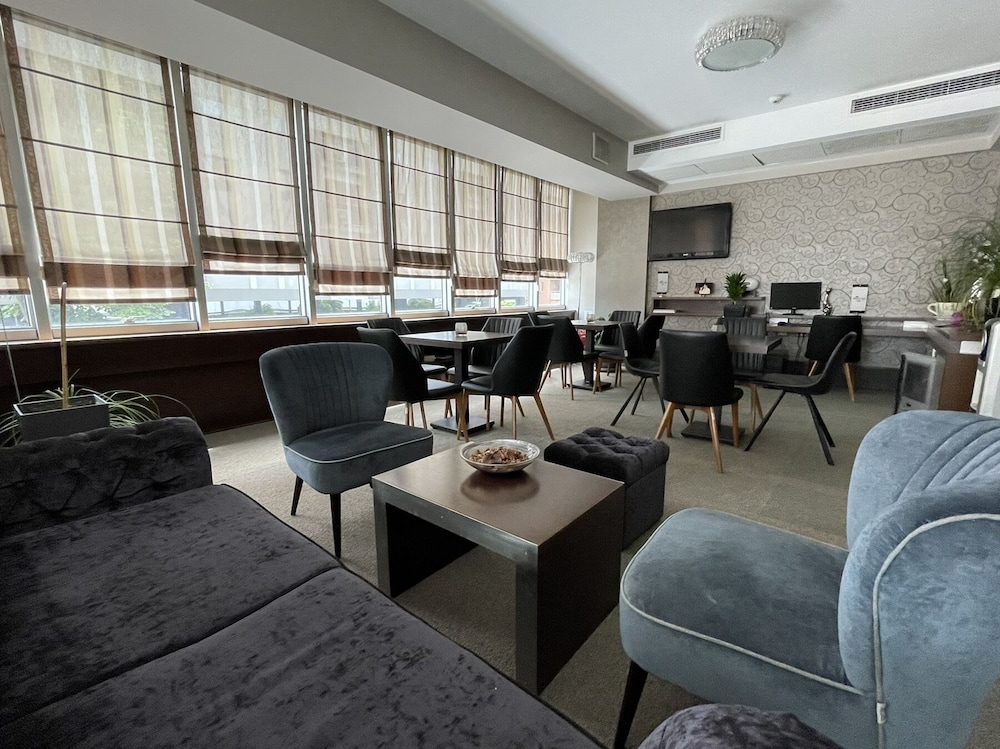Queen S Hotel Skopje 34/49