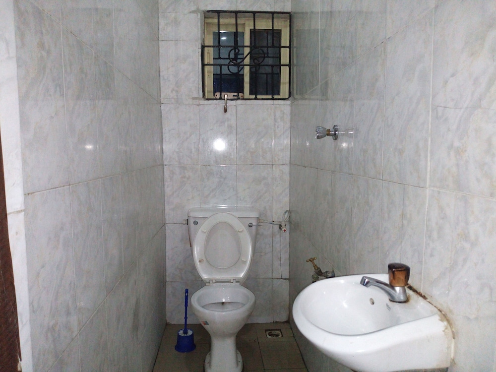 Solochus Hotel & Suites 12/12