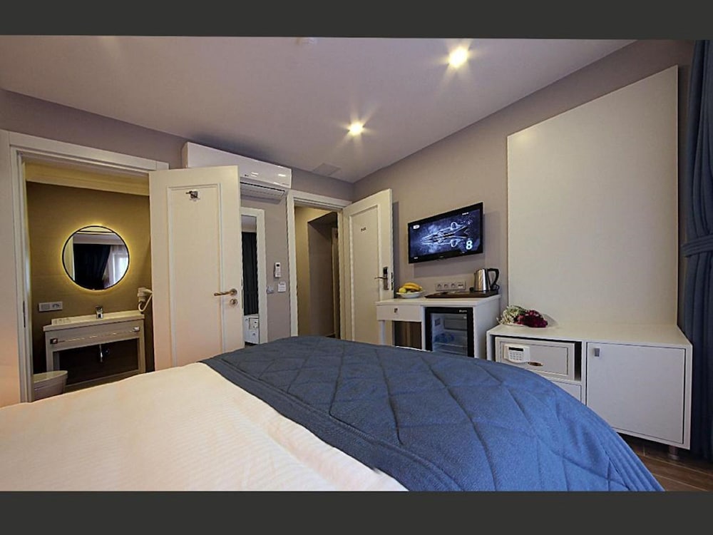 Santa Lucia Hotel 16/50