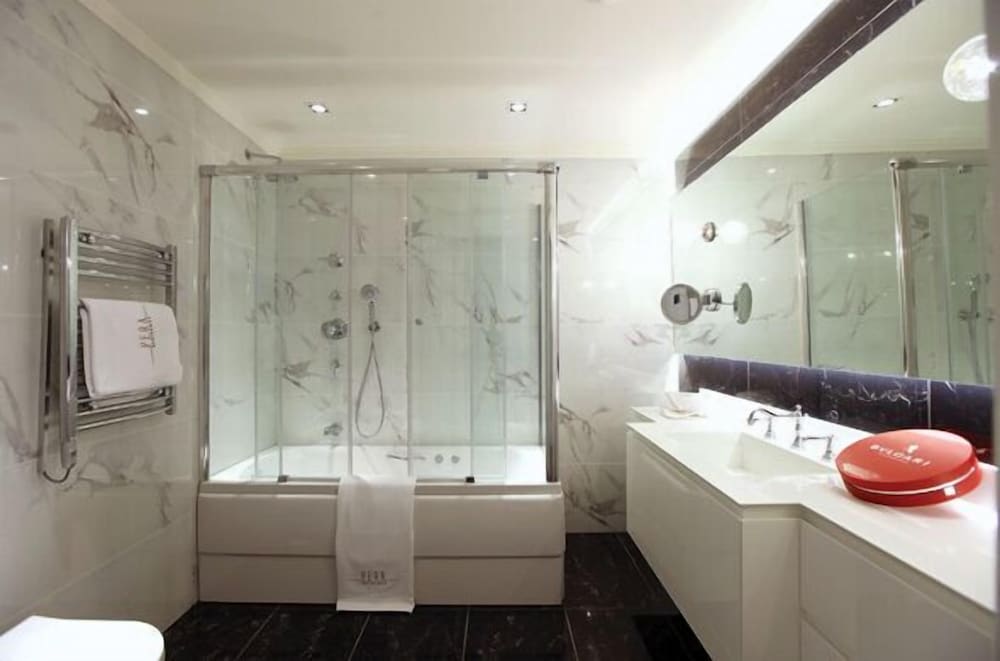 Pera Residence 24/26