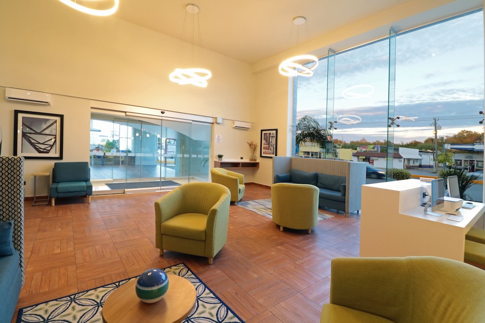 Holiday Inn Express Piedras Negras 42/72