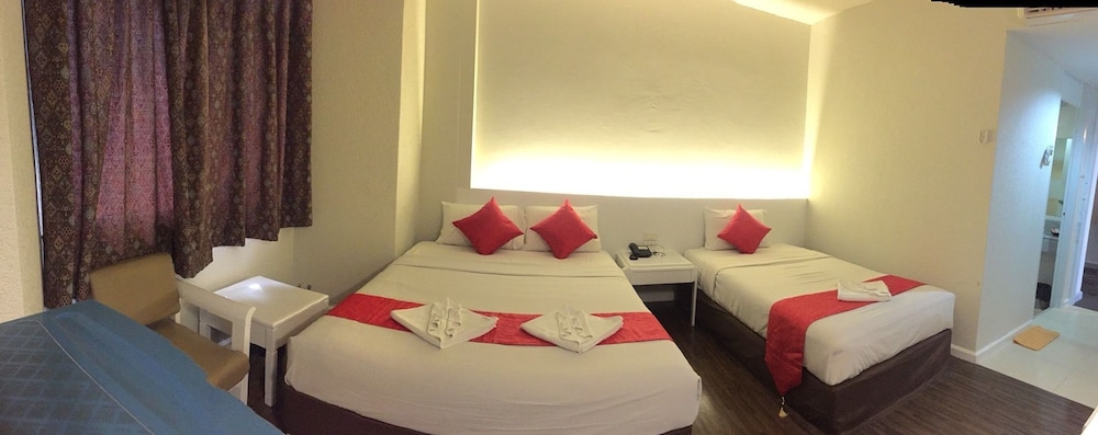 River Grand Hotel Hat Yai 25/40