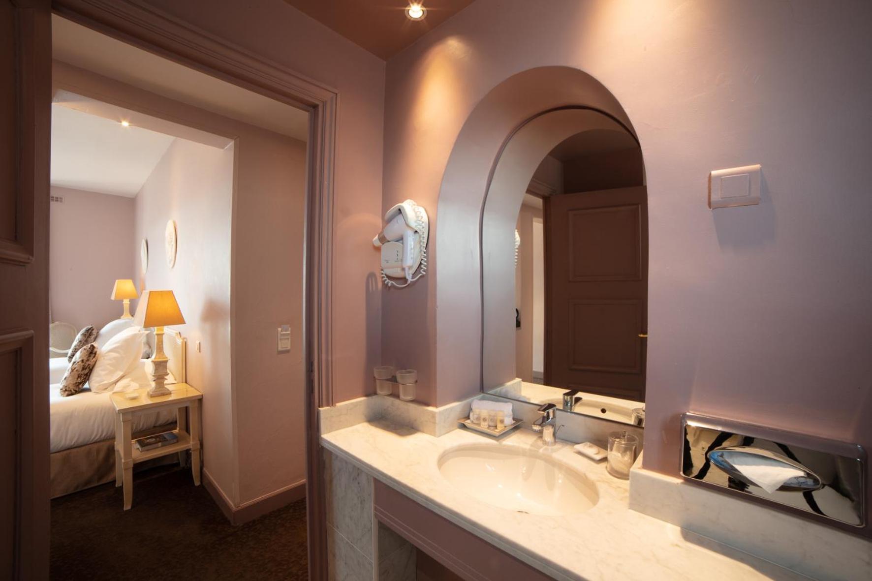 Executive, Le Cavendish 9/9