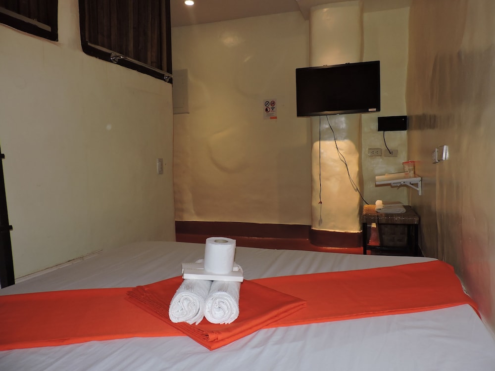 Orange Mangrove Pension House by SMS Hospitality 21/60