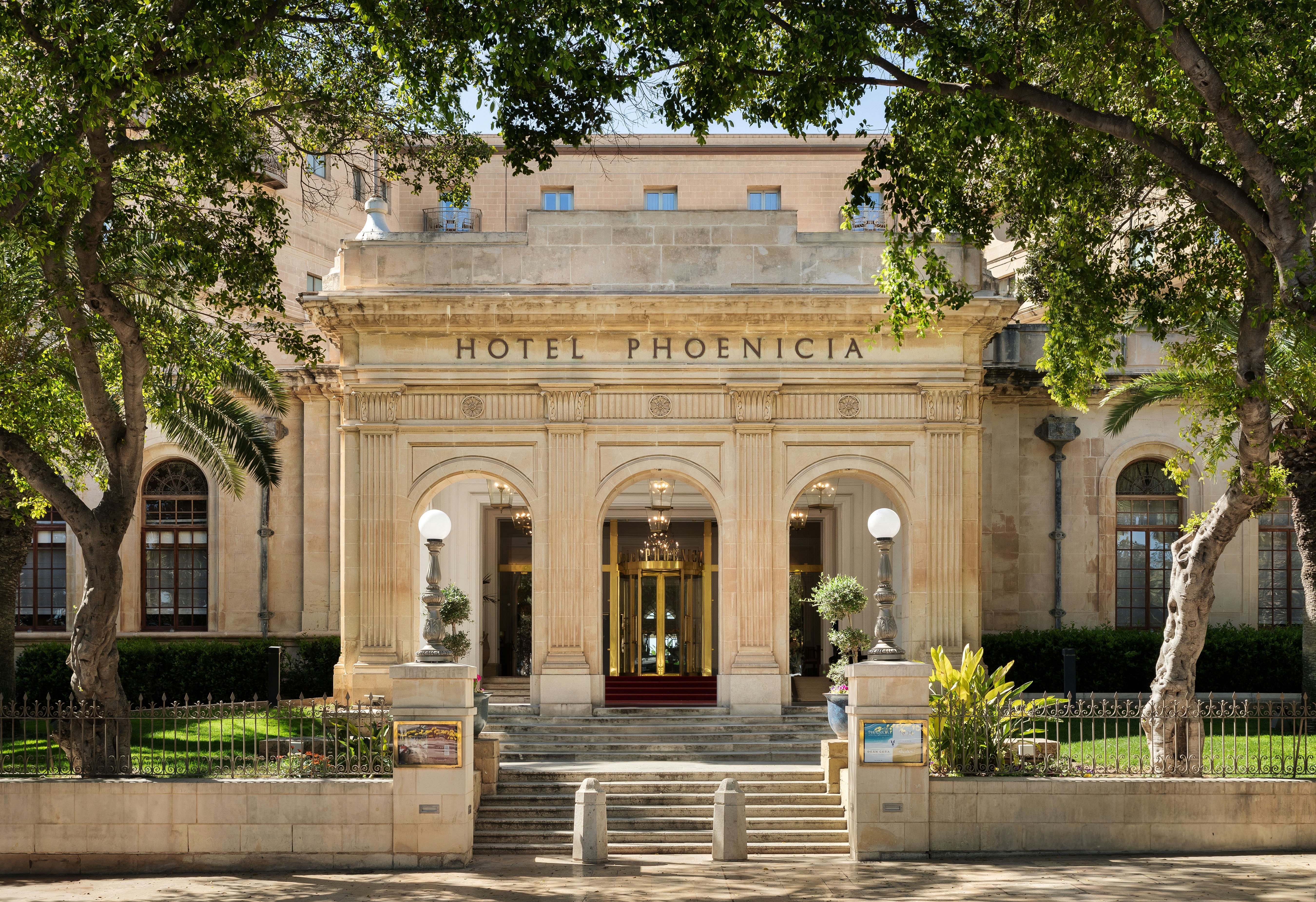 The Phoenicia Malta 4/85