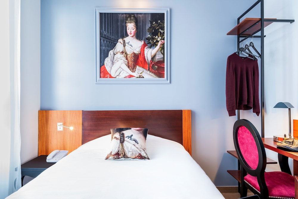 Hotel Des Lys 9/26